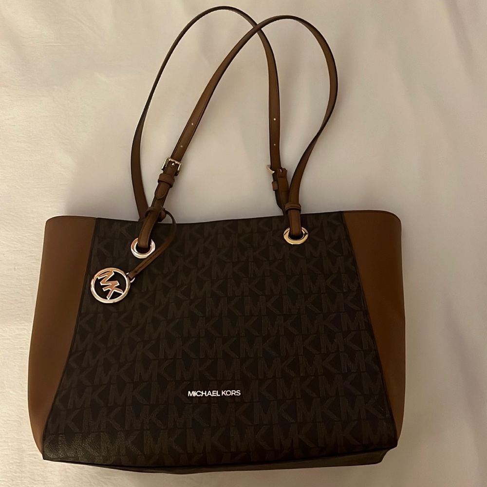Micheal Kors authentic handbag
